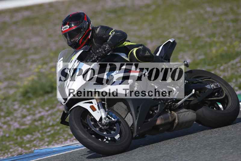 /Archiv-2024/02 29.01.-02.02.2024 Moto Center Thun Jerez/Gruppe gruen-green/95